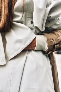 彼女の浮気を占いで相談する方法とは？
