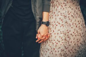 恋人未満の関係を発展させるための占いとは？